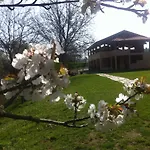 Perperеshka River Holiday park 2*