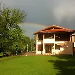 Holiday park Perperеshka River Stremtsi