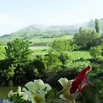 Perperеshka River Holiday park Stremtsi