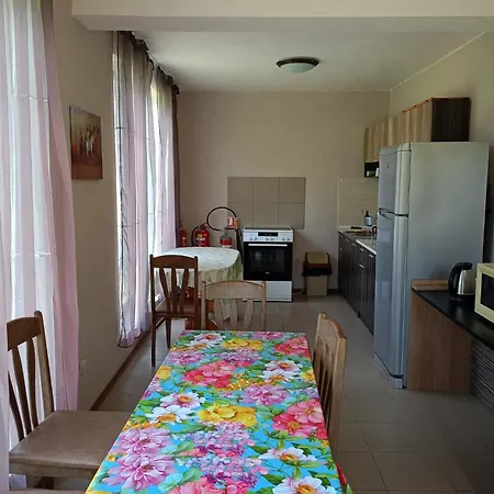 Perperеshka River Holiday park