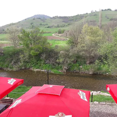 Perperеshka River Stremtsi