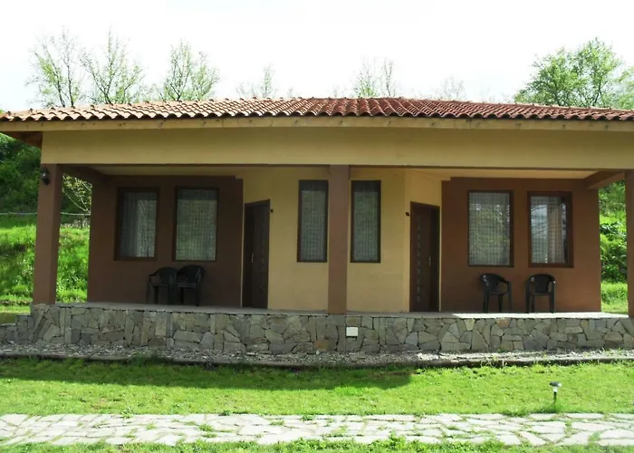 Perperеshka River Holiday park Stremtsi